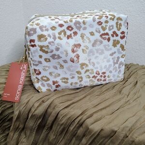 Sonia Kashuk White and Tan Animal Print Cosmetic Bag NWT Sz 8" W x 6" H x4" D